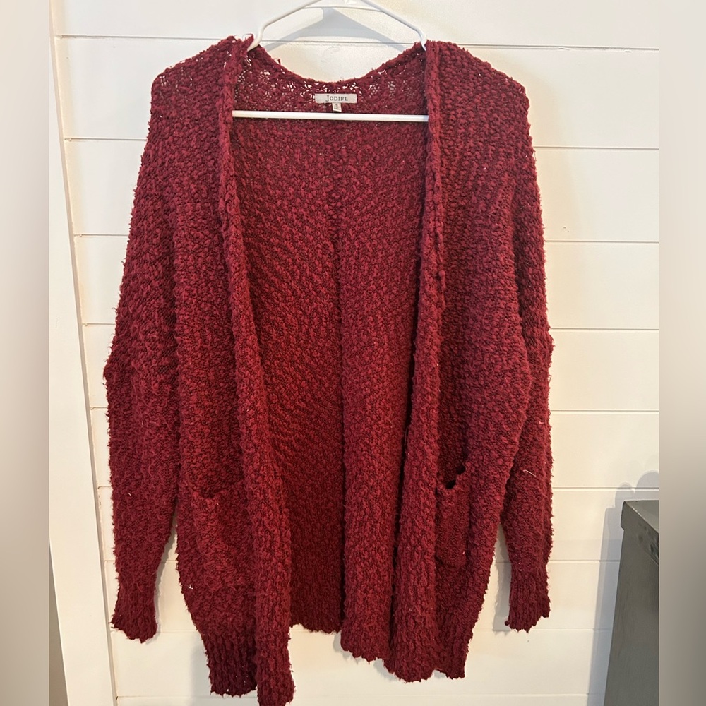 Cozy maroon cardigan